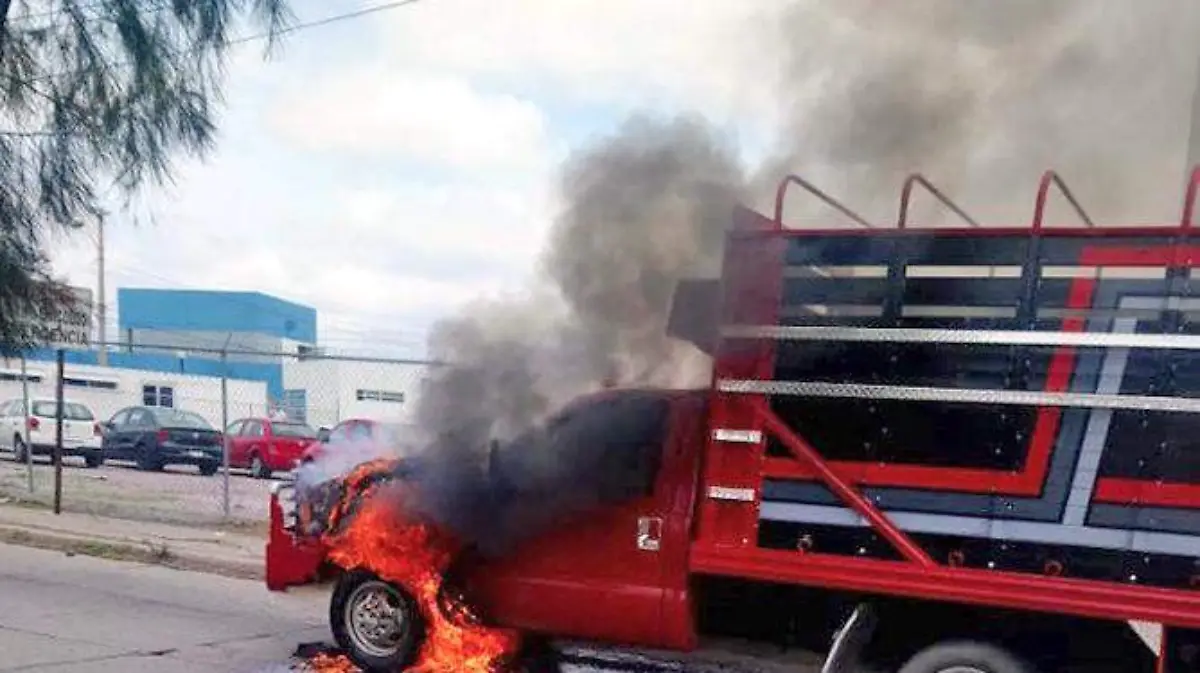 camion incendiado