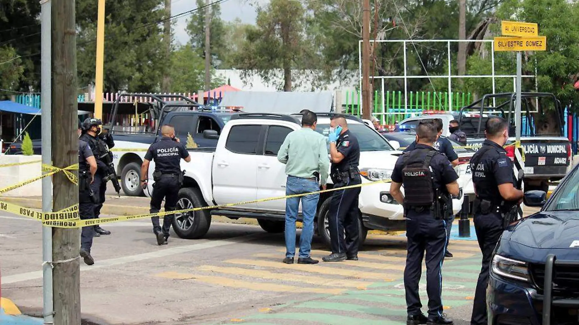 Policías-Operativo-Detención-Patrullas