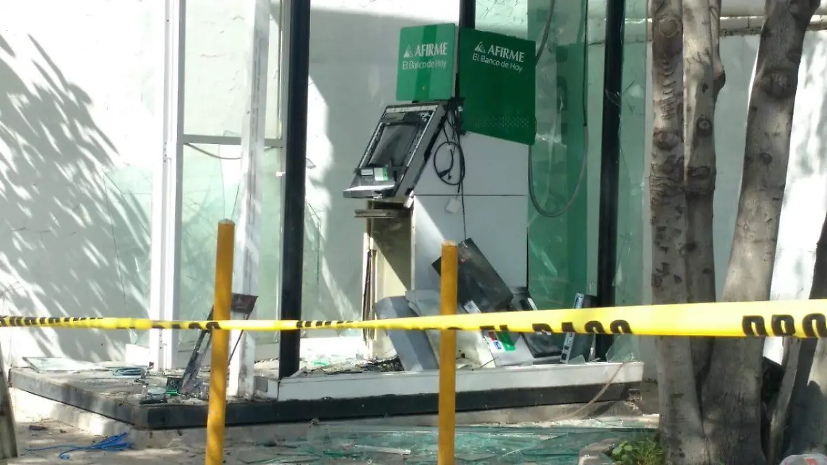 Asalto cajero 3