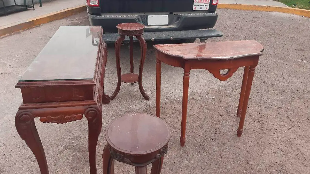 Muebles extraídos del mausoleo