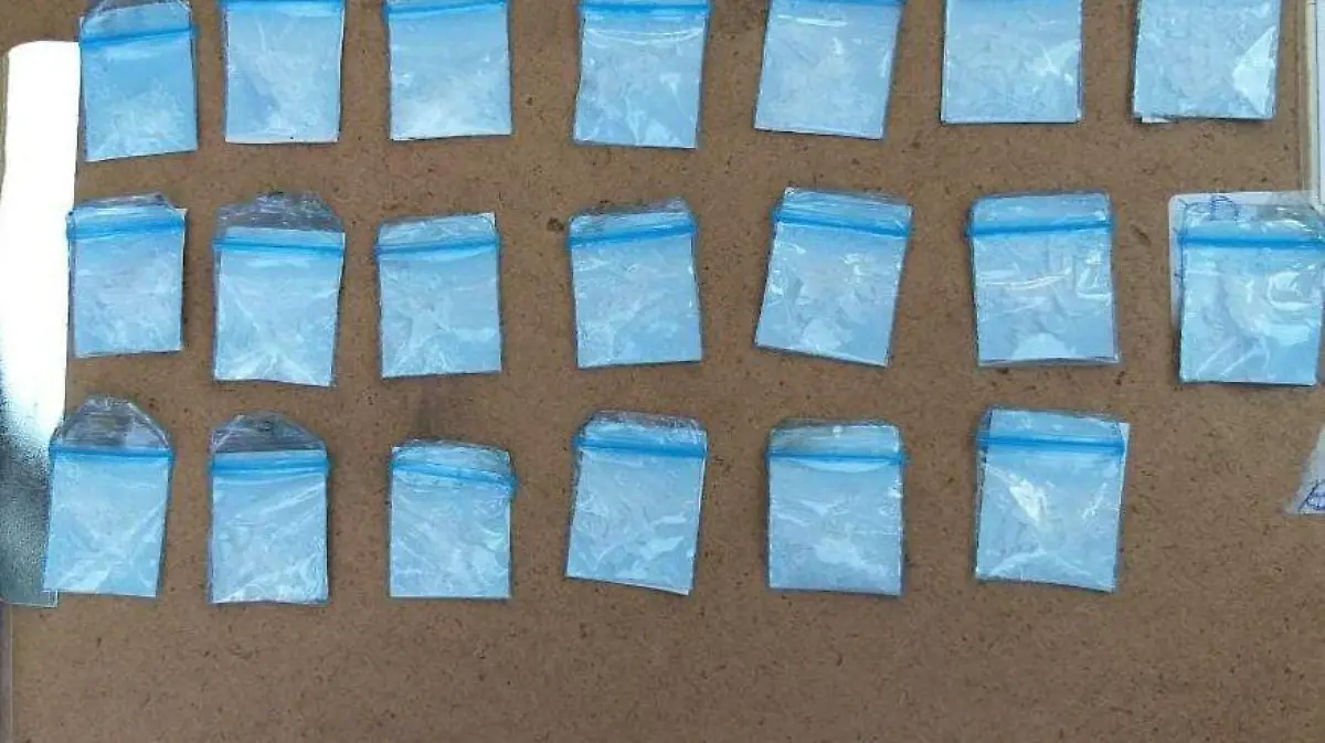 Envoltorios de droga crystal