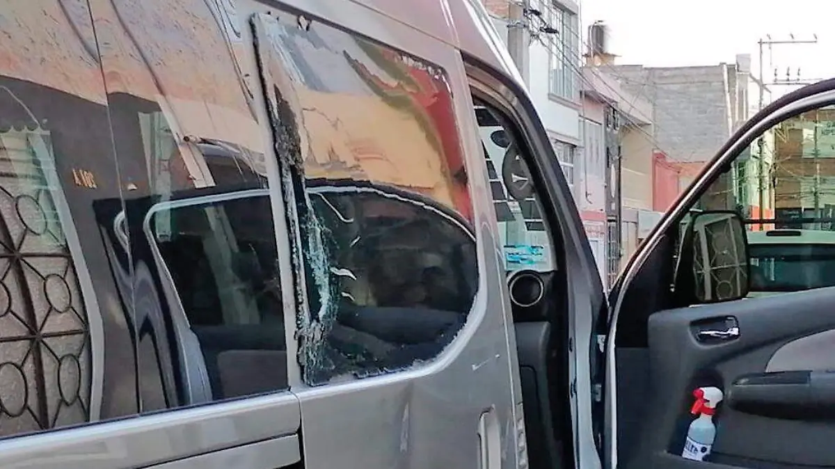 moto cae encima de bebé 4
