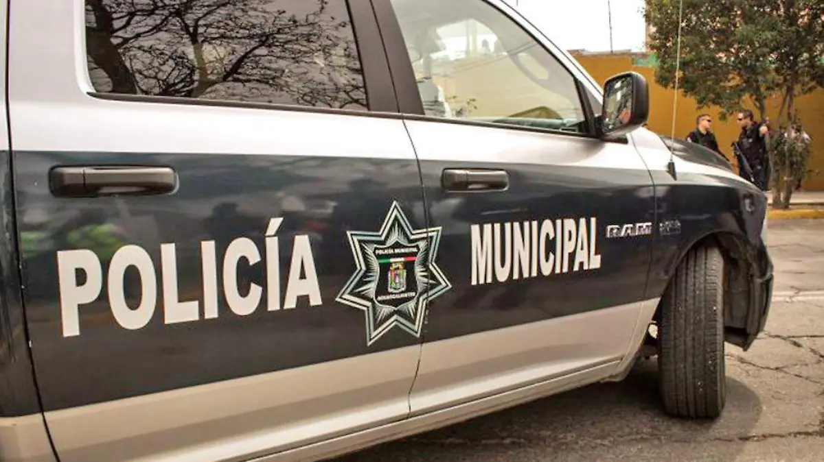 patrulla policia municipal