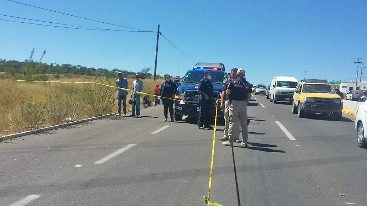 policias en el lugar