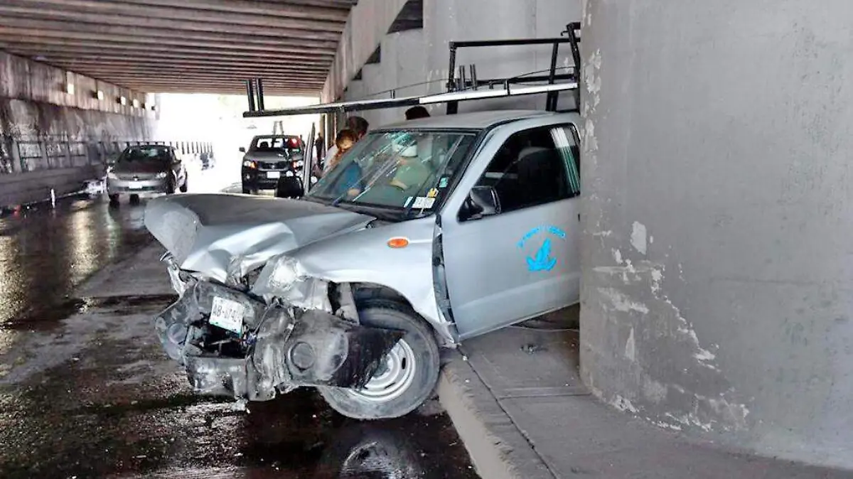 accidente paso a desnivel 6