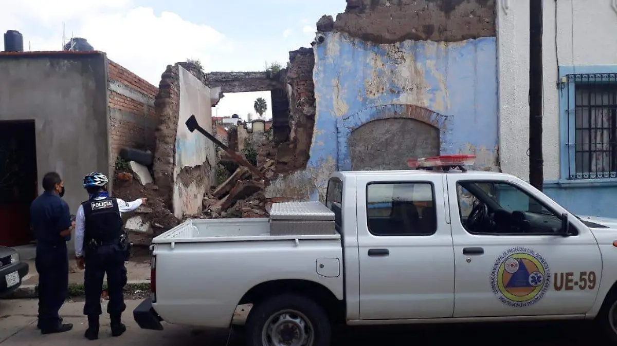 Derrumbe de casa zona centro 2