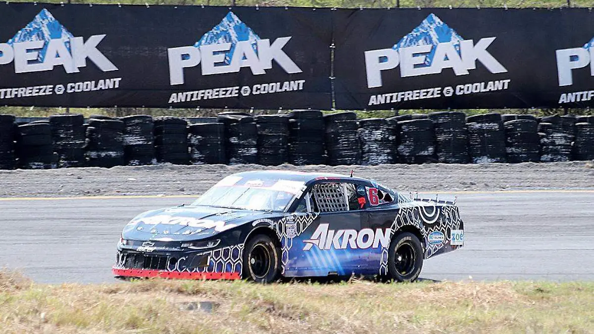 Auto-Automovilismo-NascarPeak
