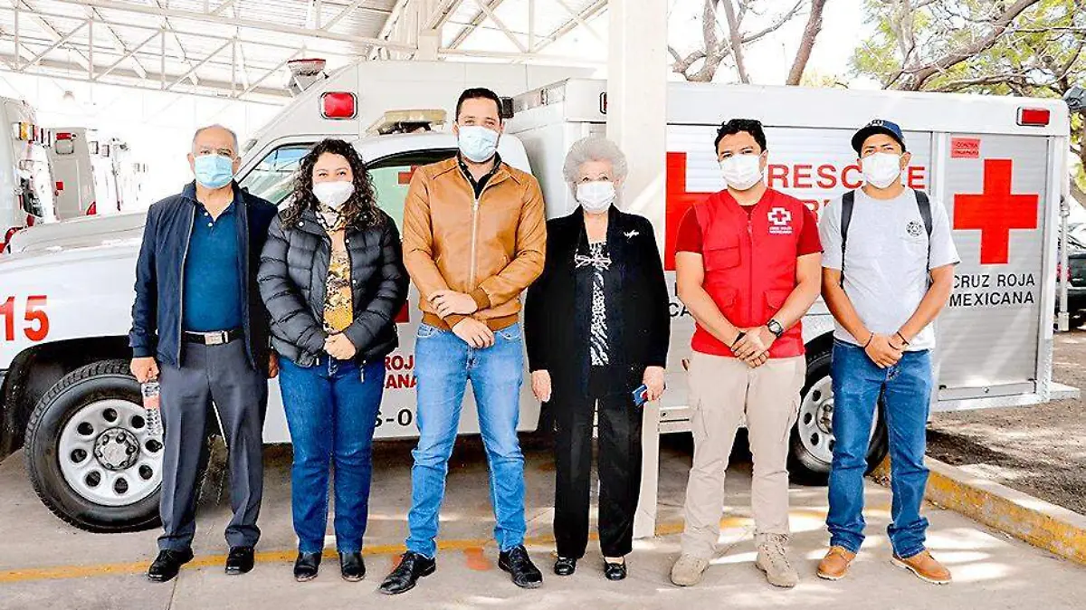 autoridades calvillo y cruz roja