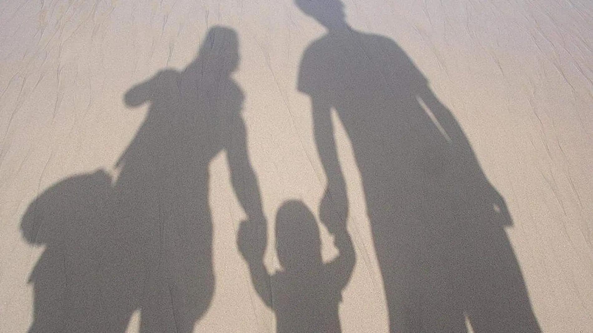 Silueta-Sombras-Familia-Padres