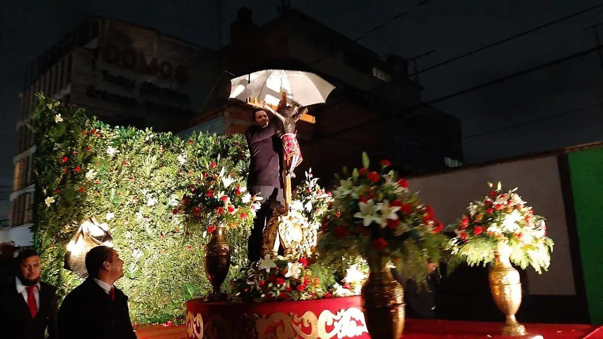 Carro alegórico del Señor de El Encino