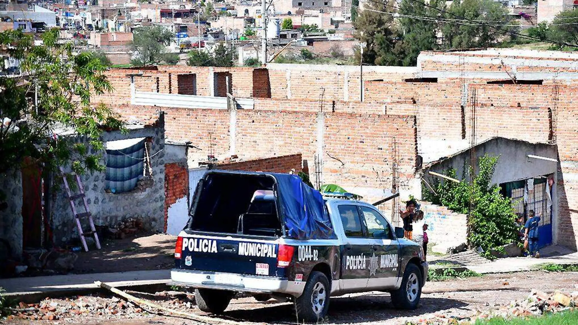 Patrulla-PolicíaMunicipal-Viviendas