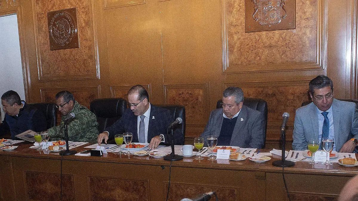 GOBIERNO DEL ESTADO 1043 PAZ 2