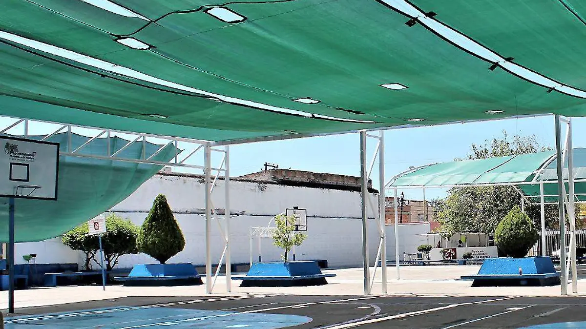 Escuela-Patio-Recreo-Canchas