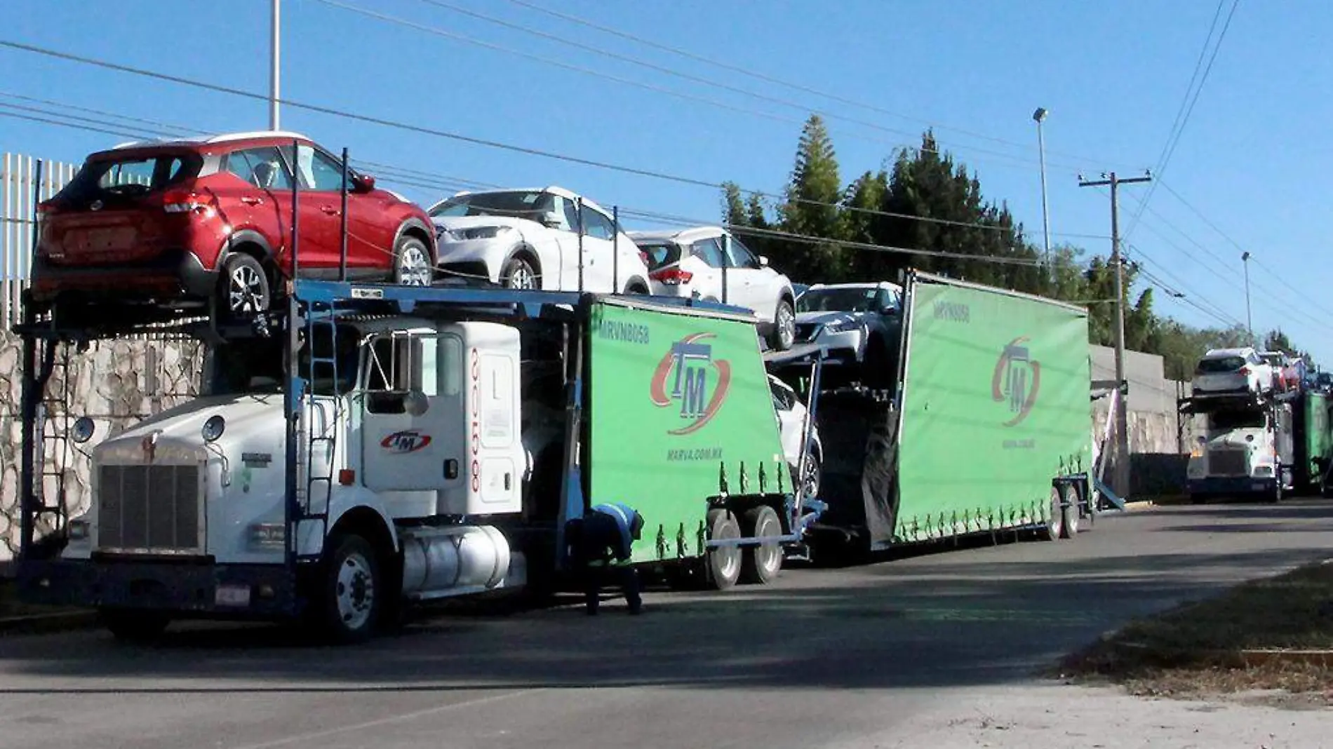 Tráiler-VehículosNuevos-Autos-Carros