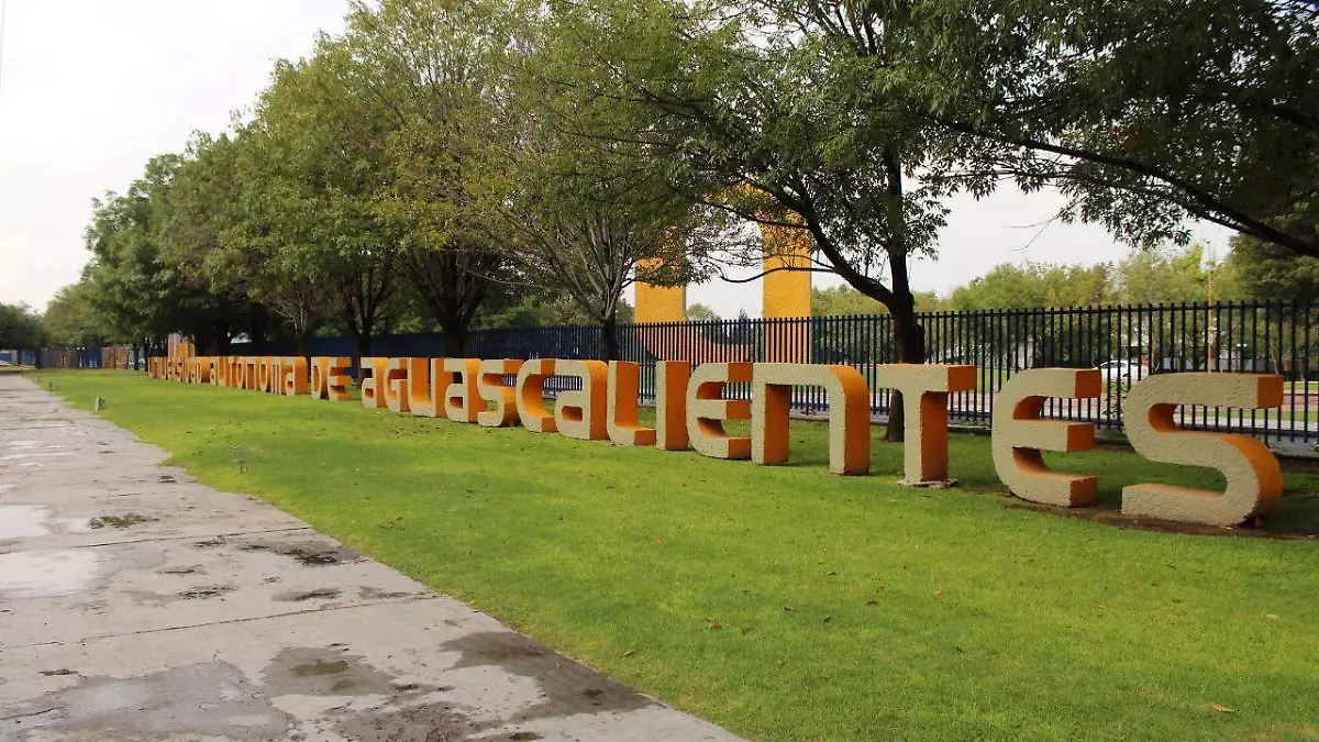 Universidad Autónoma de Aguascalientes letras