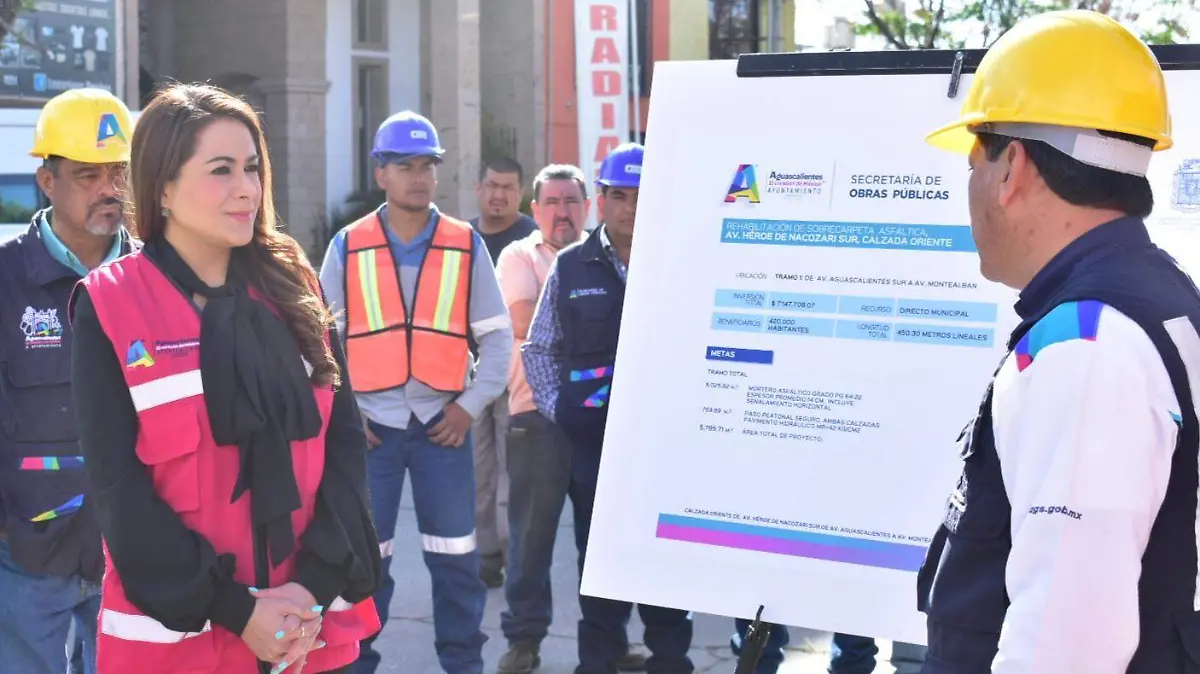 Tere Jiménez pone en marcha obras de repavimentación