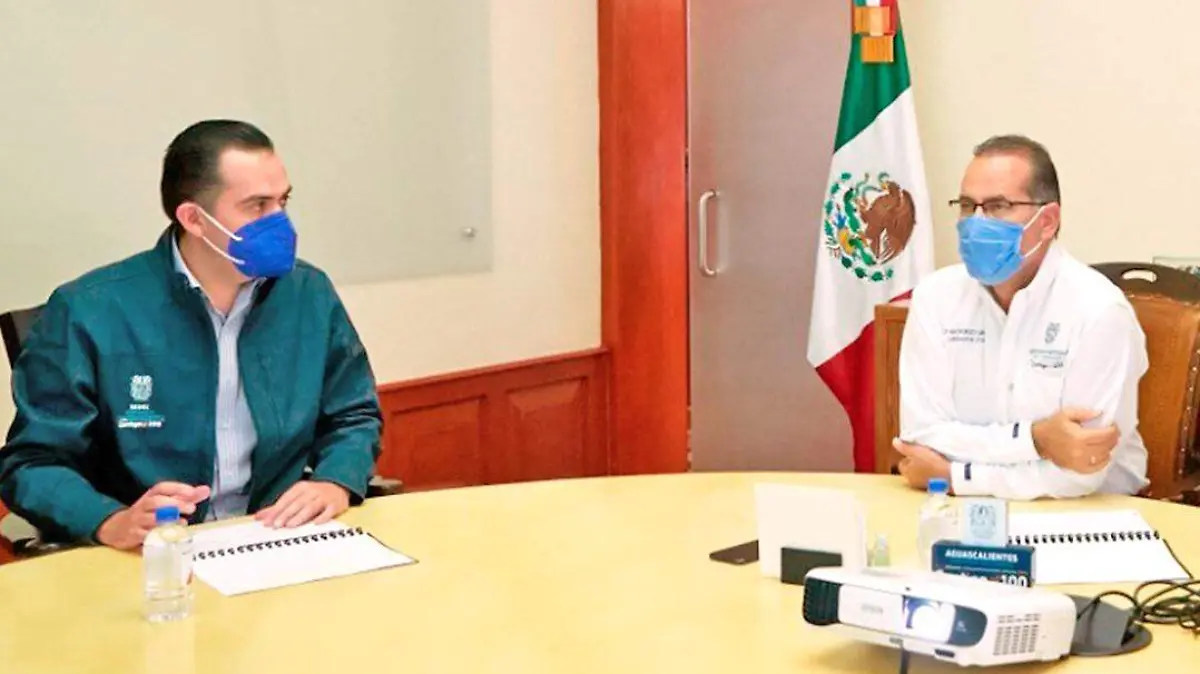 Alejandro Martínez y MOS