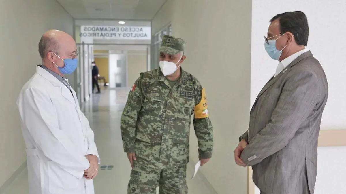 recorrido de instalaciones para vacunas