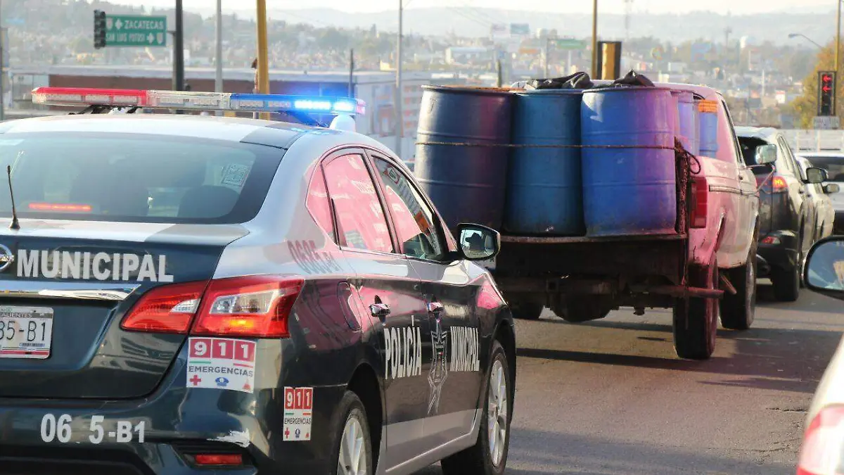 e9ed9953-d91f-4b24-836d-112699088fdb