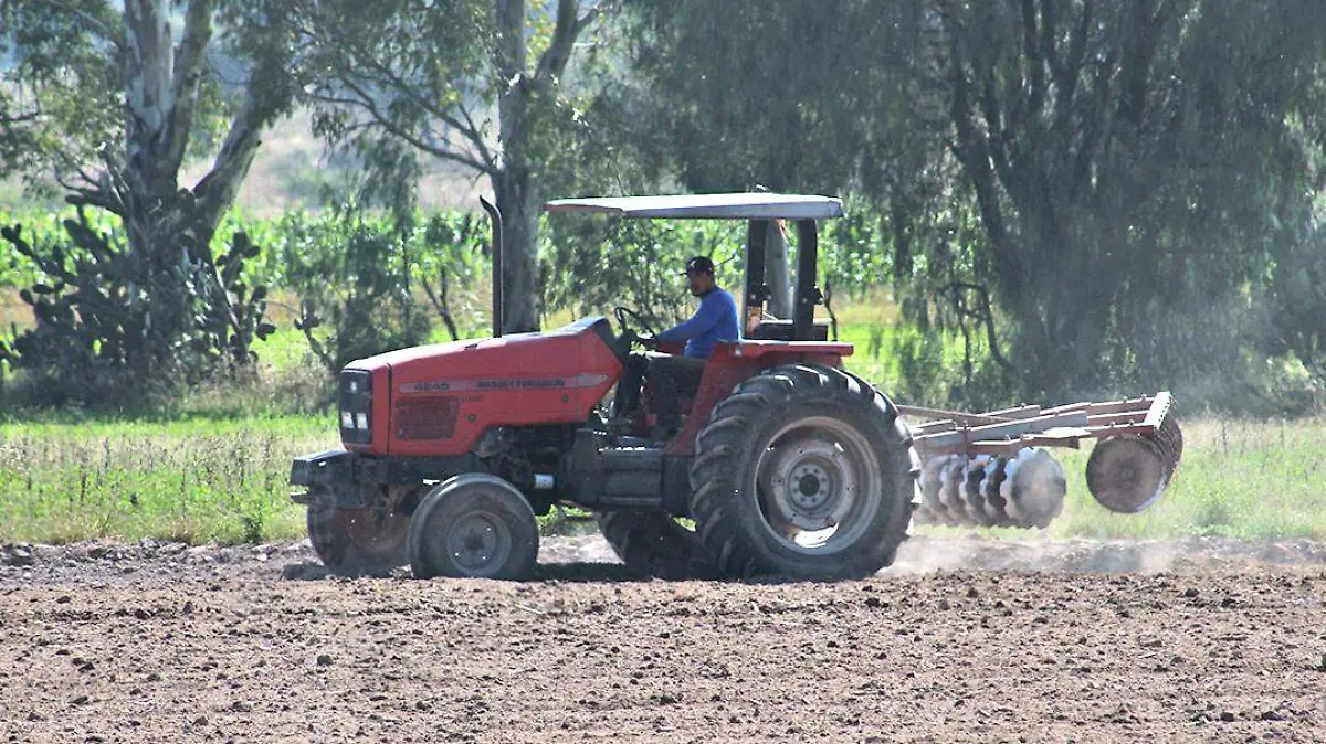 campo tractor