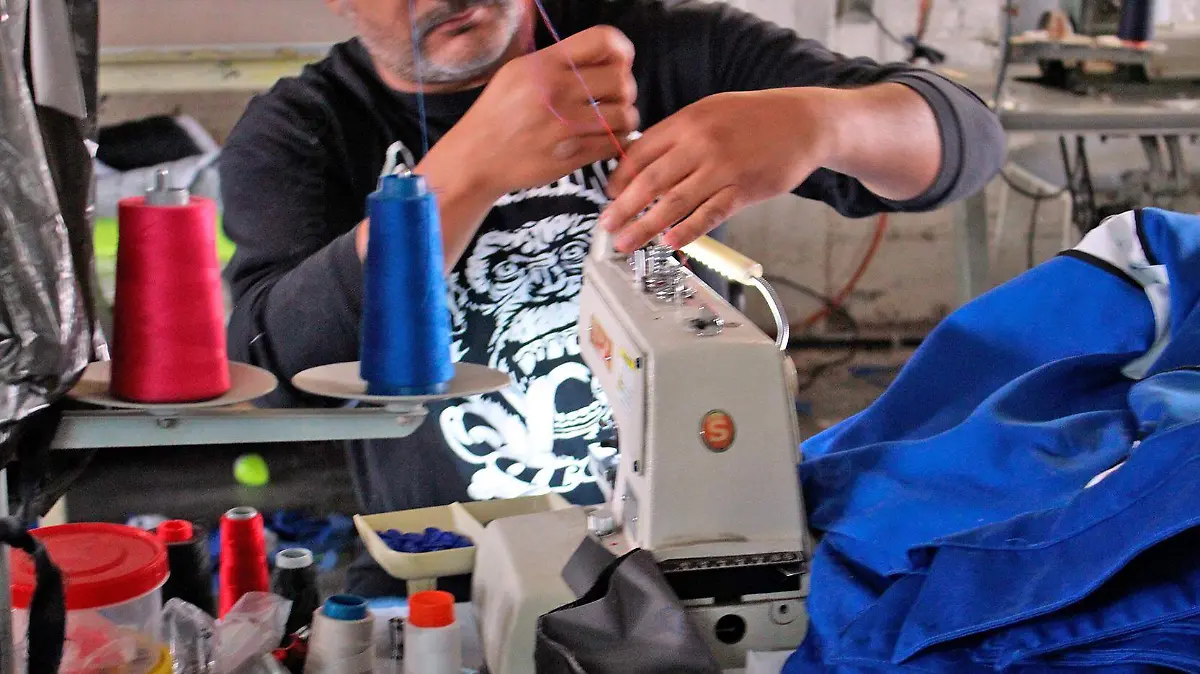 trabajador maquila