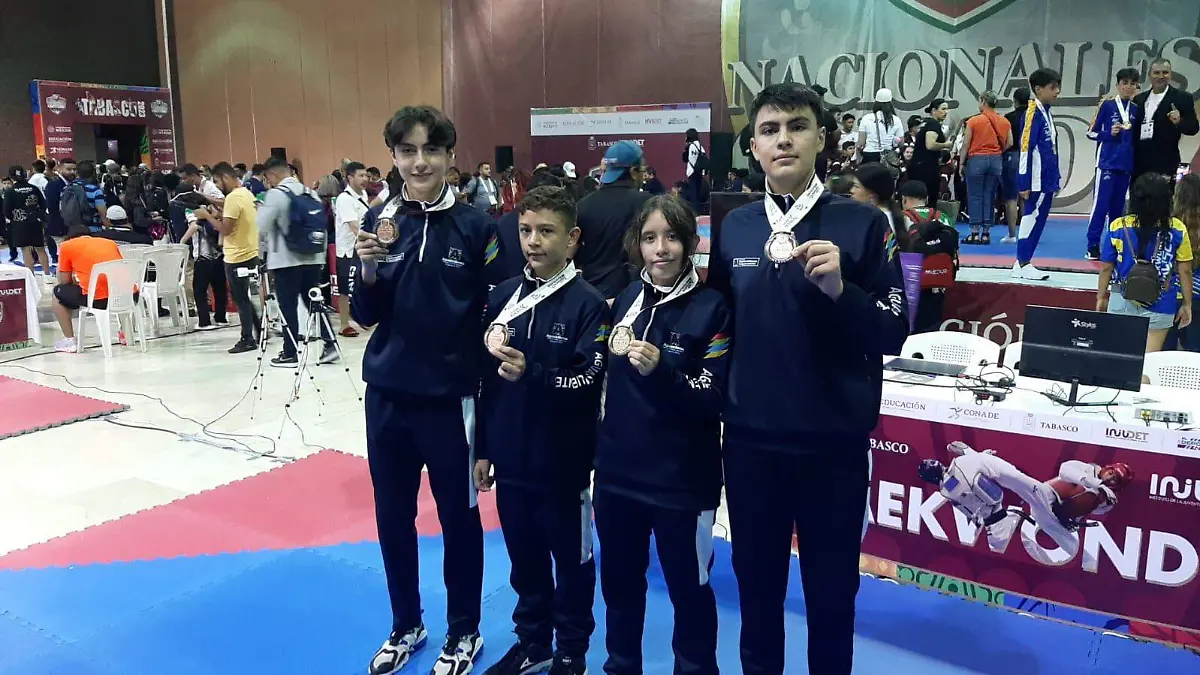 DEP02-IJGR-MEDALLERO JN