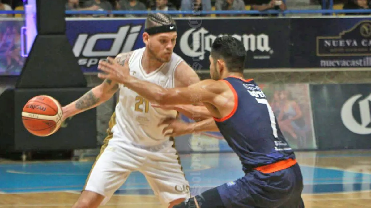 panteras_vs_correcaminos_19