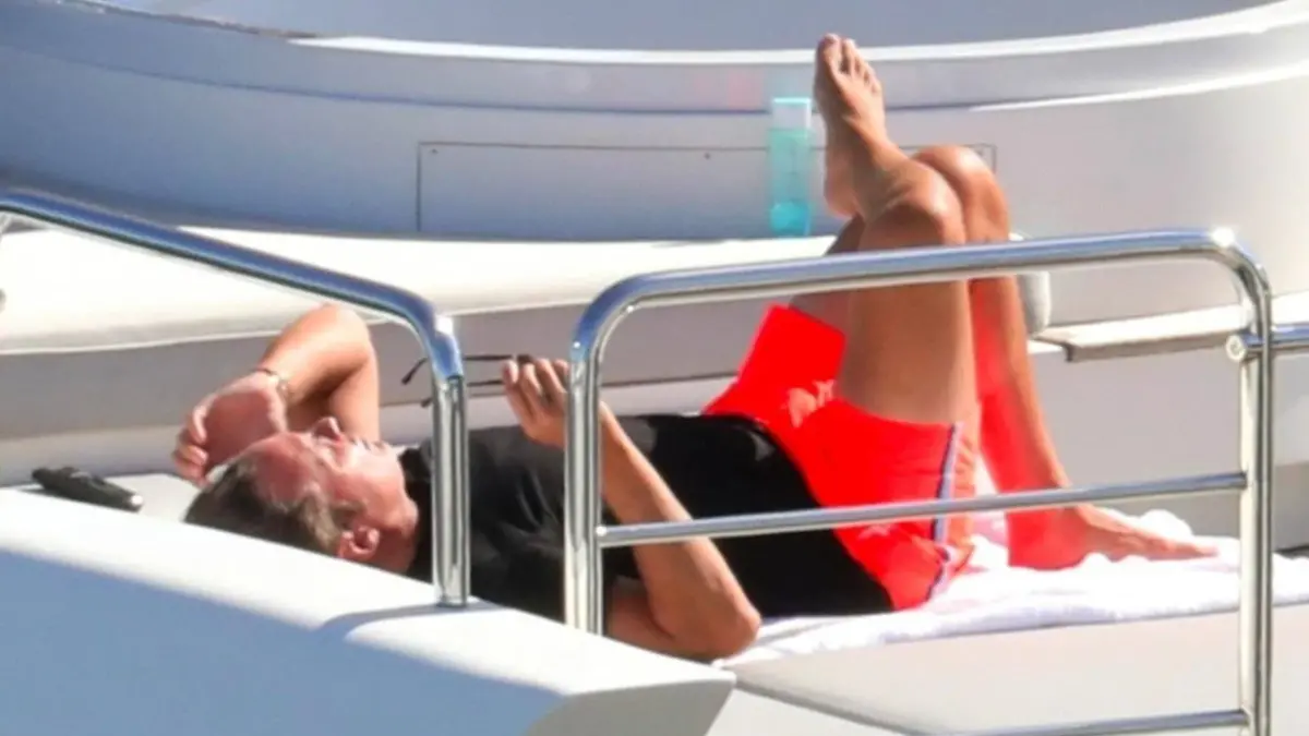 Luis Miguel en su yate