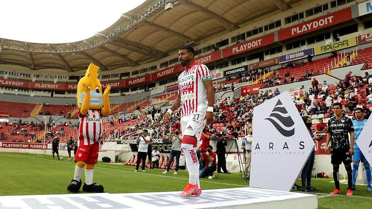 Uniformes-Necaxa-EstadioVictoria