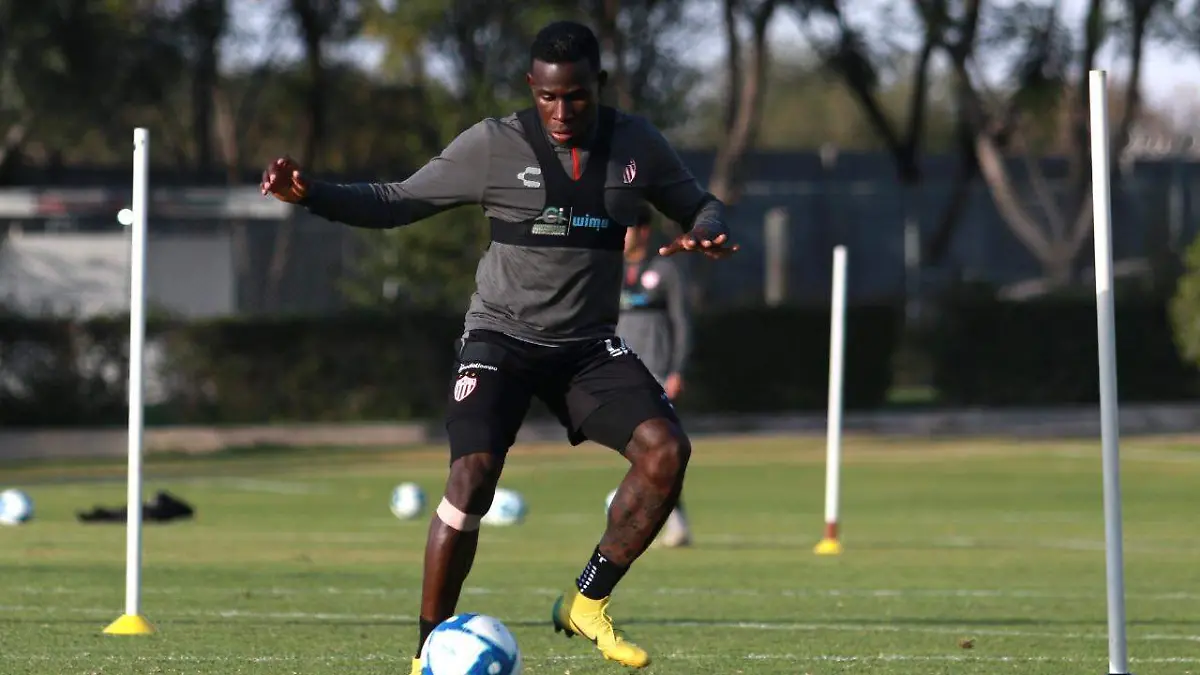 Kevin Mercado futbolista