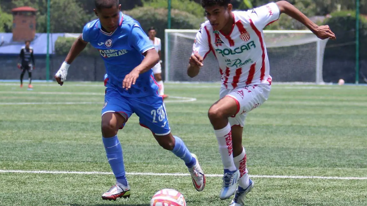 Futbolistas-FuerzasBásicas-CruzAzul-Necaxa