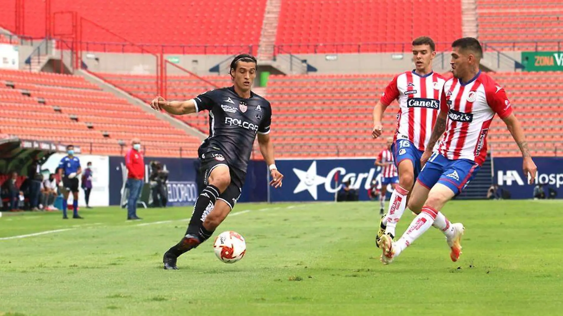 Futbolistas-Necaxa-SanLuis