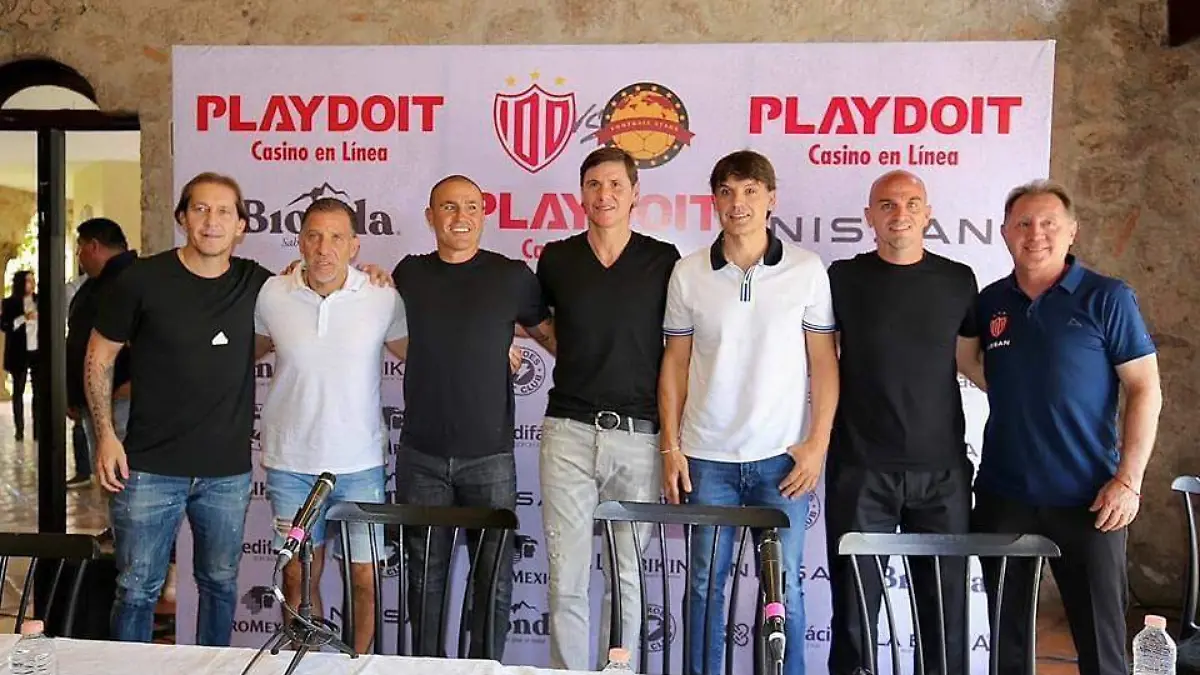 NOTA 71-JAIR GARCÍA-RUEDA DE PRENSA LEYENDAS-01