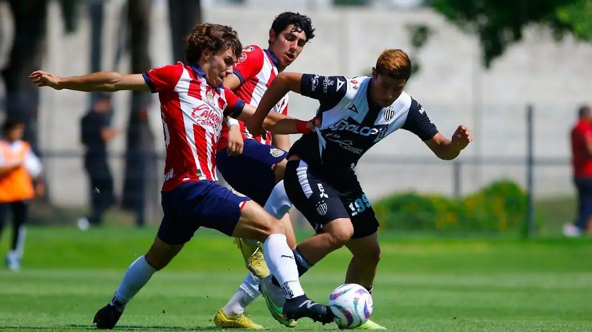 DEP01-IJGR-FB VS CHIVAS