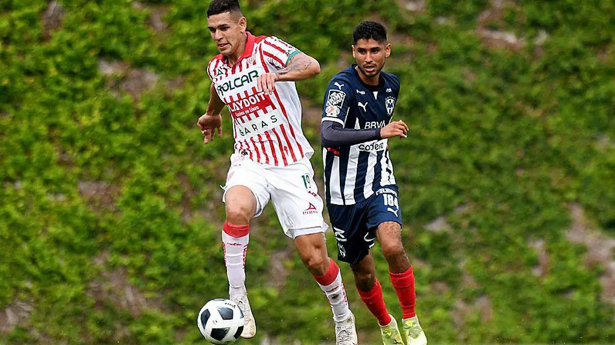 FuerzasBásicas-Necaxa-Monterrey-Futbolistas