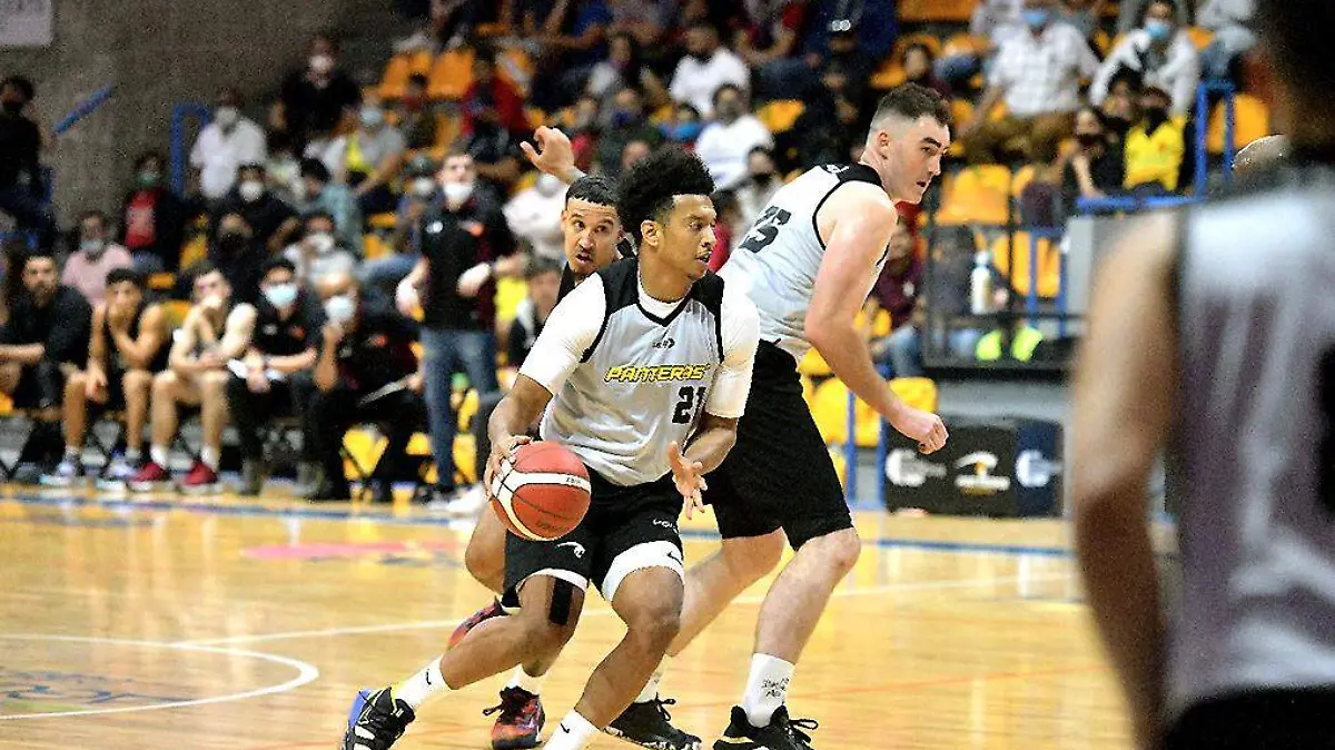 Basquetbolistas-PanterasDeAguascalientes