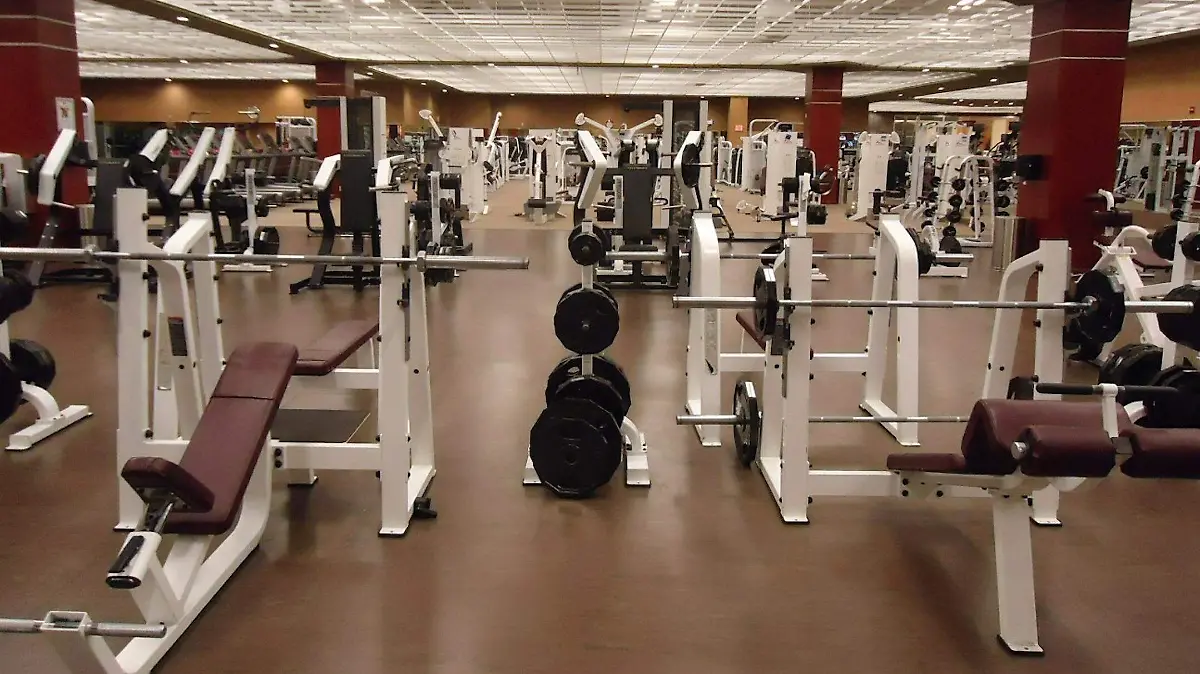 structure-interior-equipment-room-weight-gym-1135753-pxhere.com