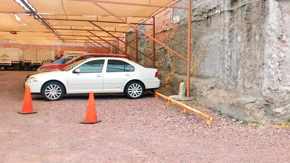 Estacionamiento 3