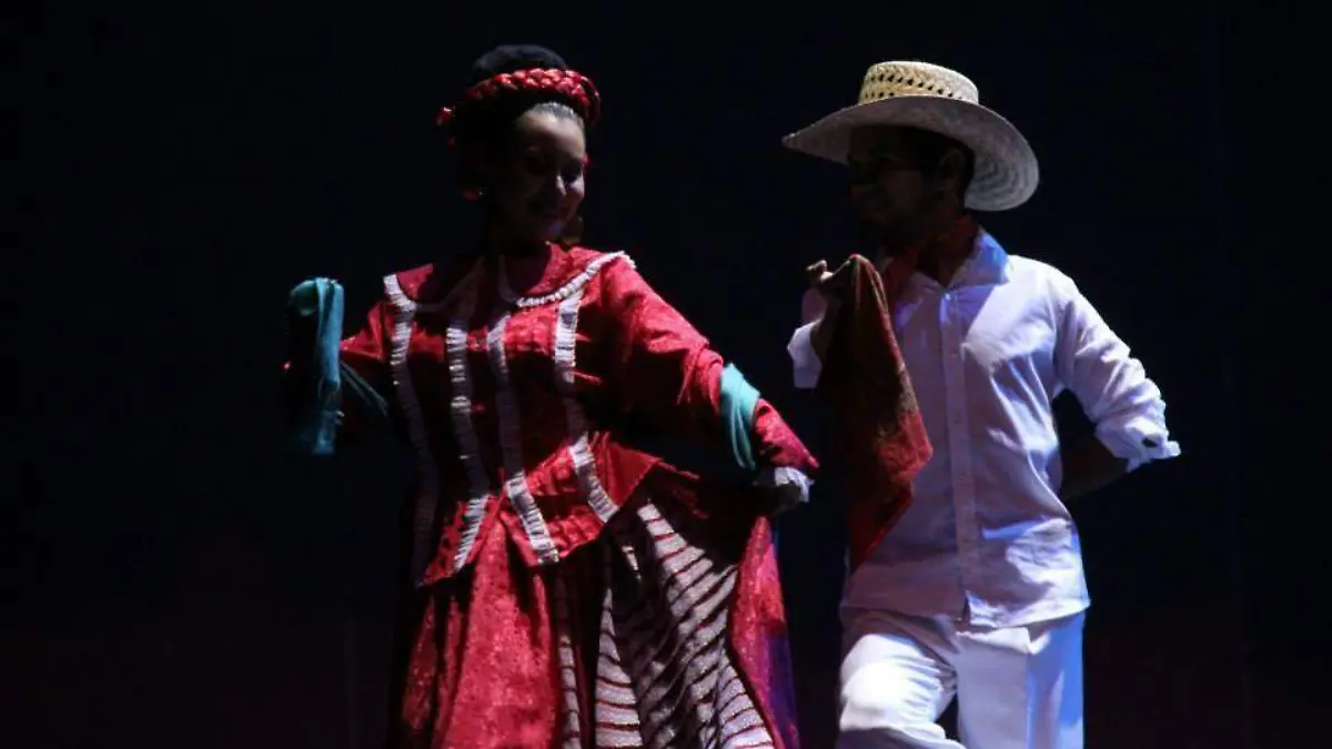Bailarines-Danza