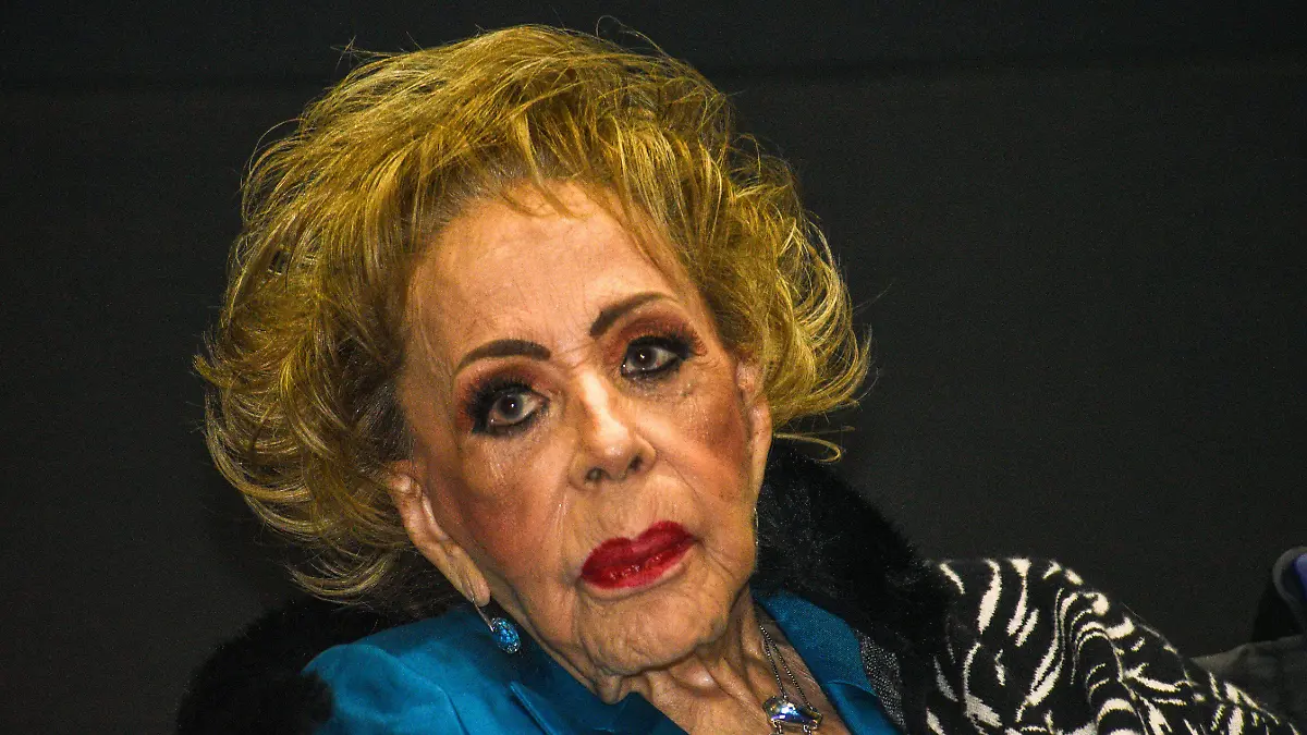 922228_Homenaje a Silvia Pinal -8.jpg _impreso