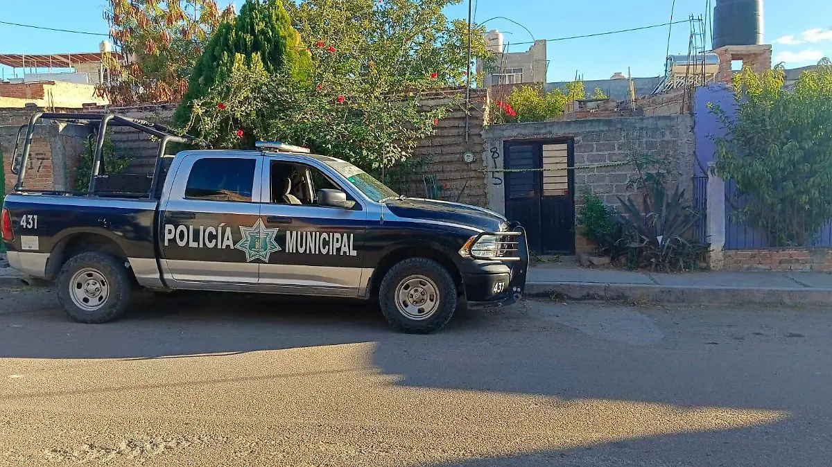 OPERATIVO-DOMICILIO-POLICÍA