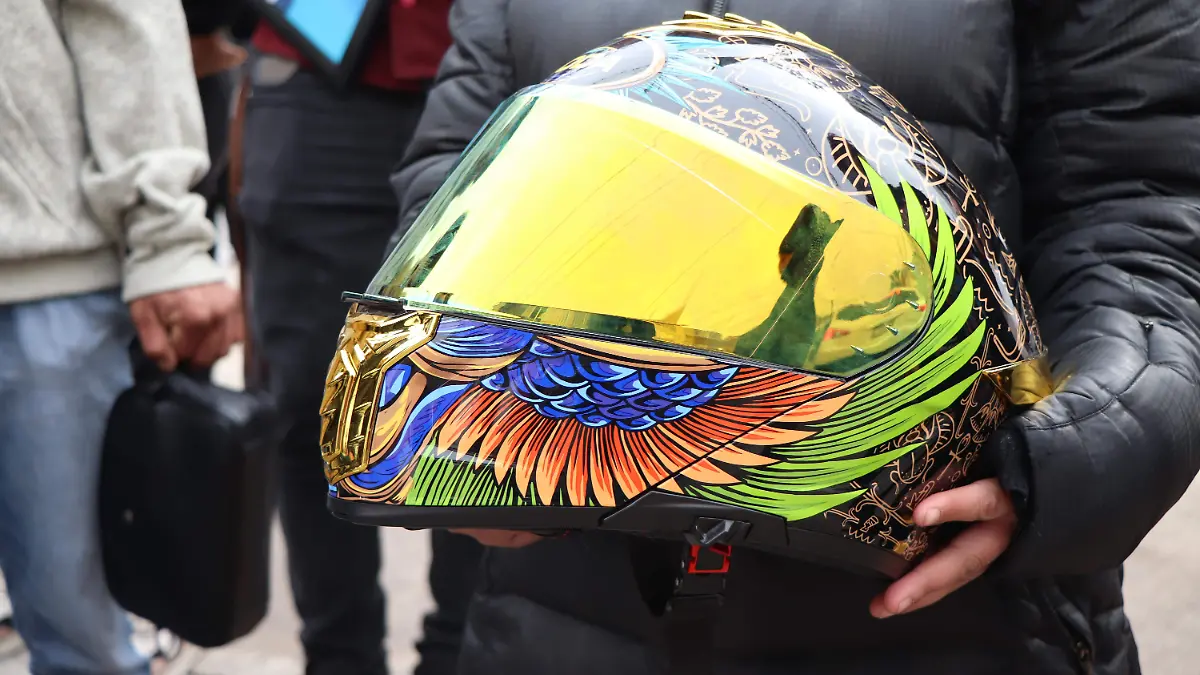 MOTO-MOTOCICLISTA-PROTECCIÓN-ACCIDENTES