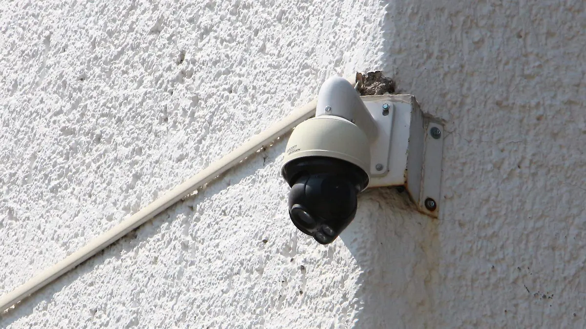 CAMARAS DE SEGURIDAD ANTROS Y BARE