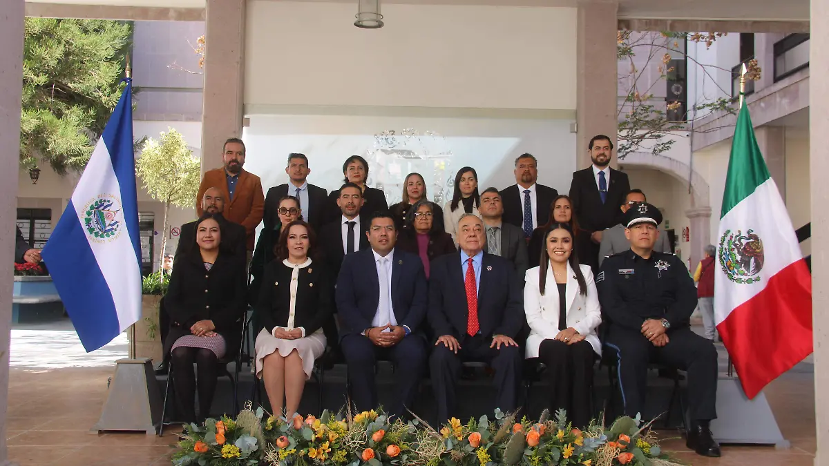 AUTORIDADES JESUS MARIA Y EL SALVADOR