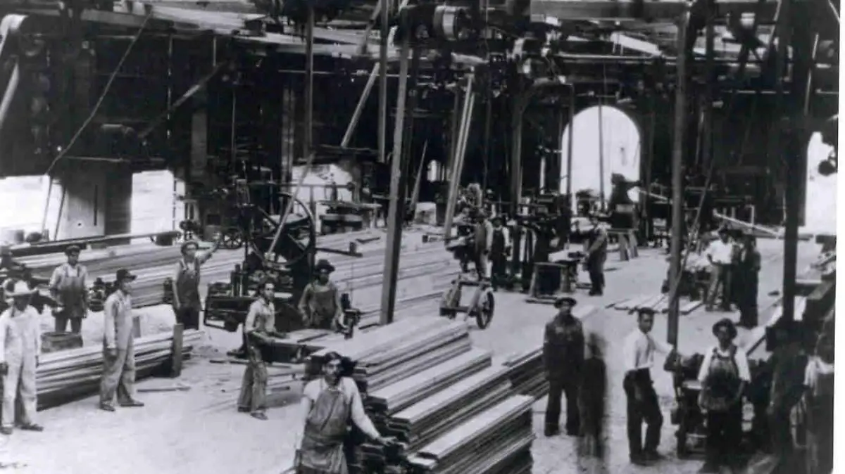 MOCHA-LOCOMOTORA-FERROCARRIL