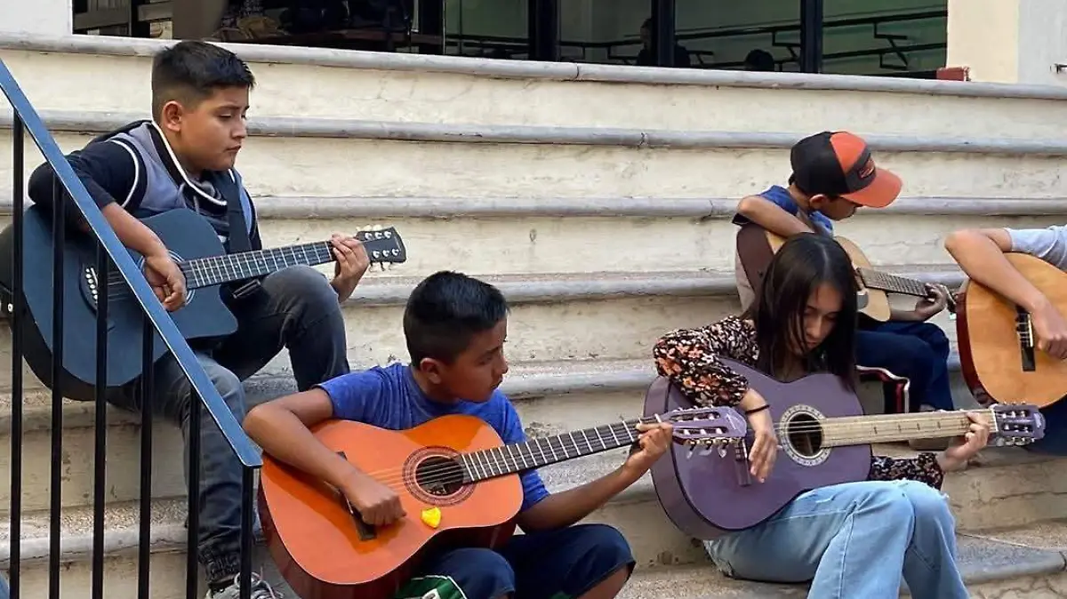 ARTE-MÚSICA-AGS-ALUMNOS DE ARTE