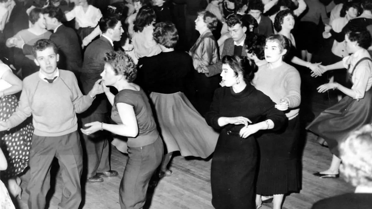 BAMBA-ROCK AND ROLL-CANCIÓN