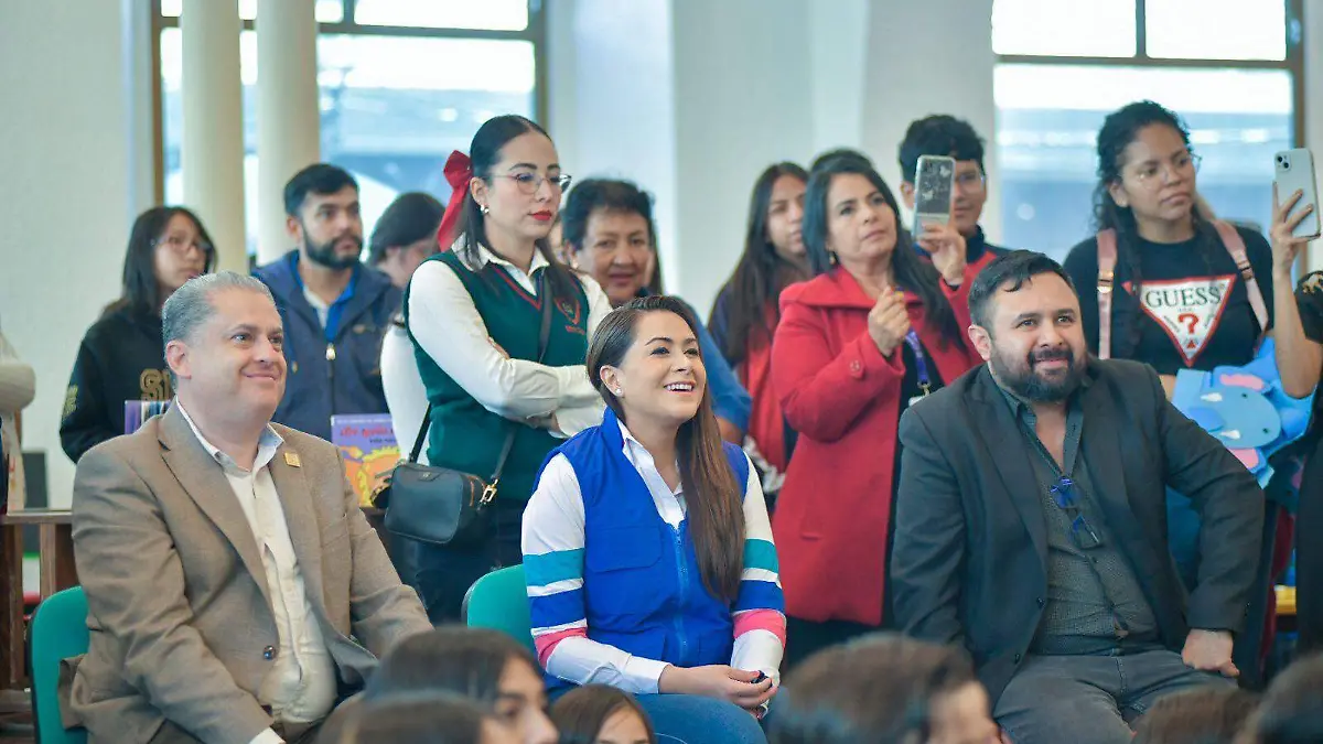 COMPUTADORAS-APRENDIZAJE-BIBLIOTECAS