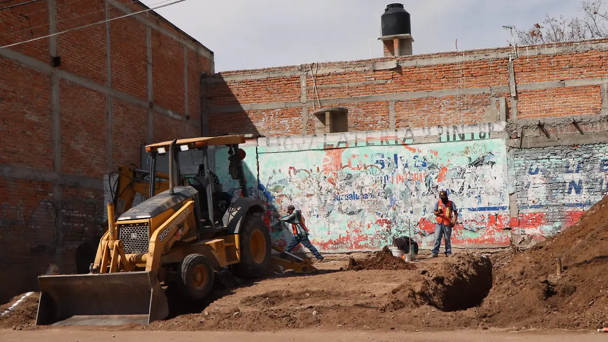 TRABAJADORES-TRABAJO-CONSTRUCCIÓN