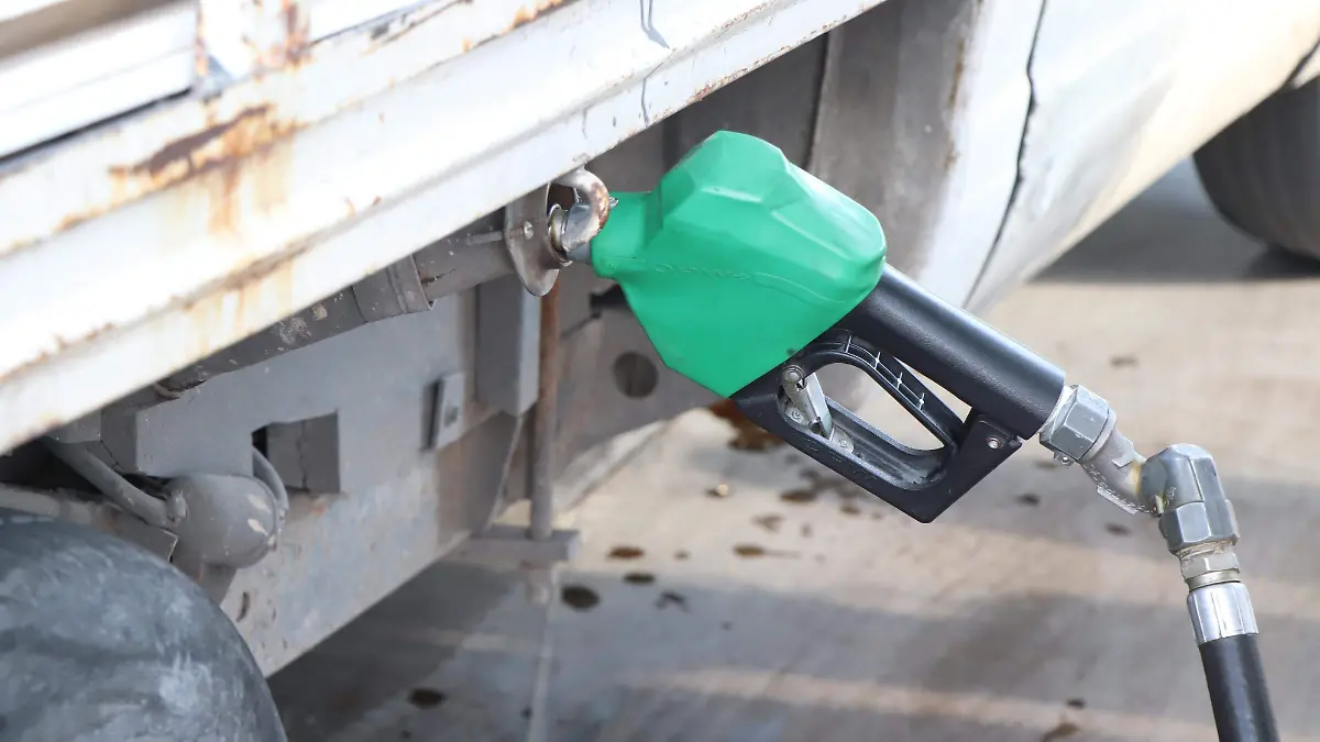 GASOLINA (1)
